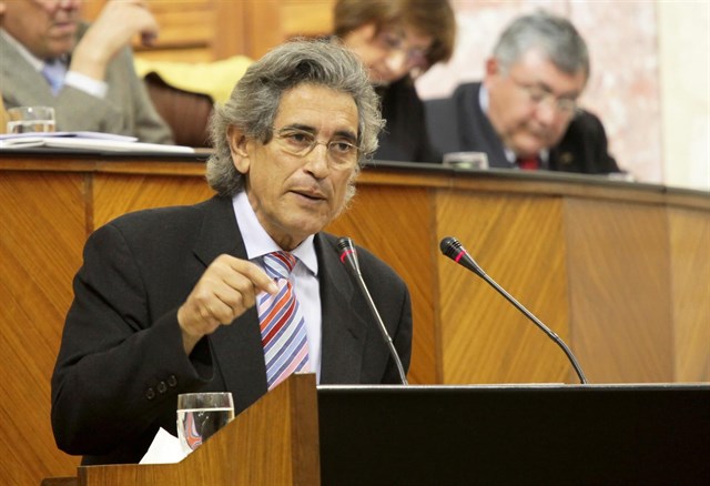 Pedro Vaquero, durante una intervención en el Parlamento de Andalucía.