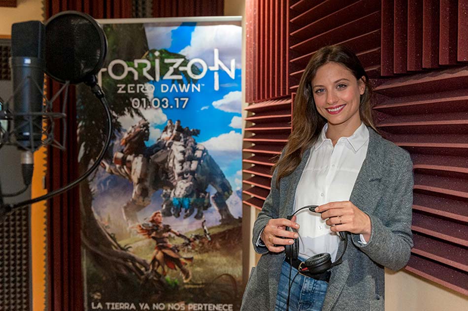 La actriz Michelle Jenner en el doblaje del vídeojuego 'Horizon: Zero Dawn'