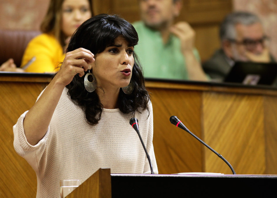 Teresa Rodríguez, coordinadora andaluza de Podemos, en la tribuna del Parlamento.