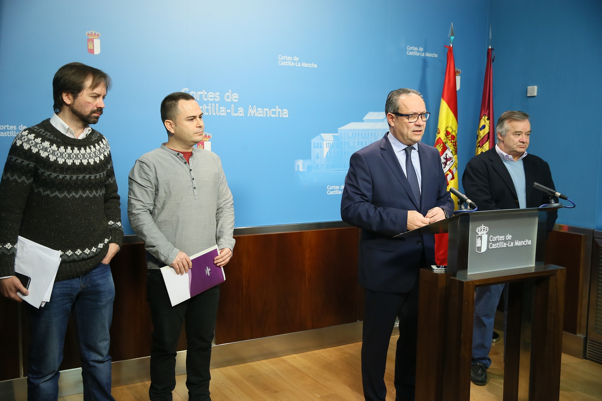 Podemos y PSOE aprueban los presupuestos en Castilla-La Mancha.