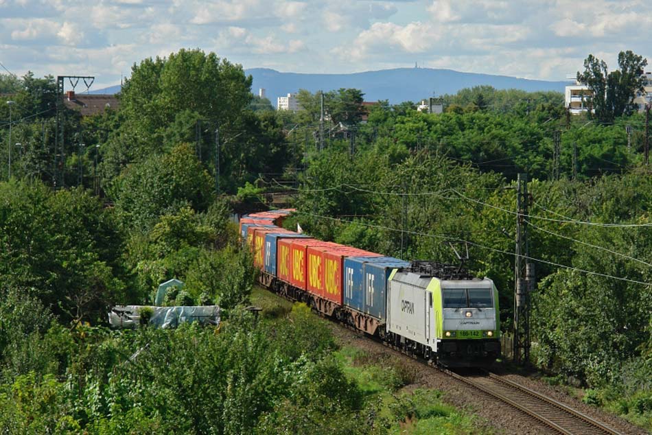 Las locomotoras 'Traxx' de Bombardier siguen ganando terreno en Europa