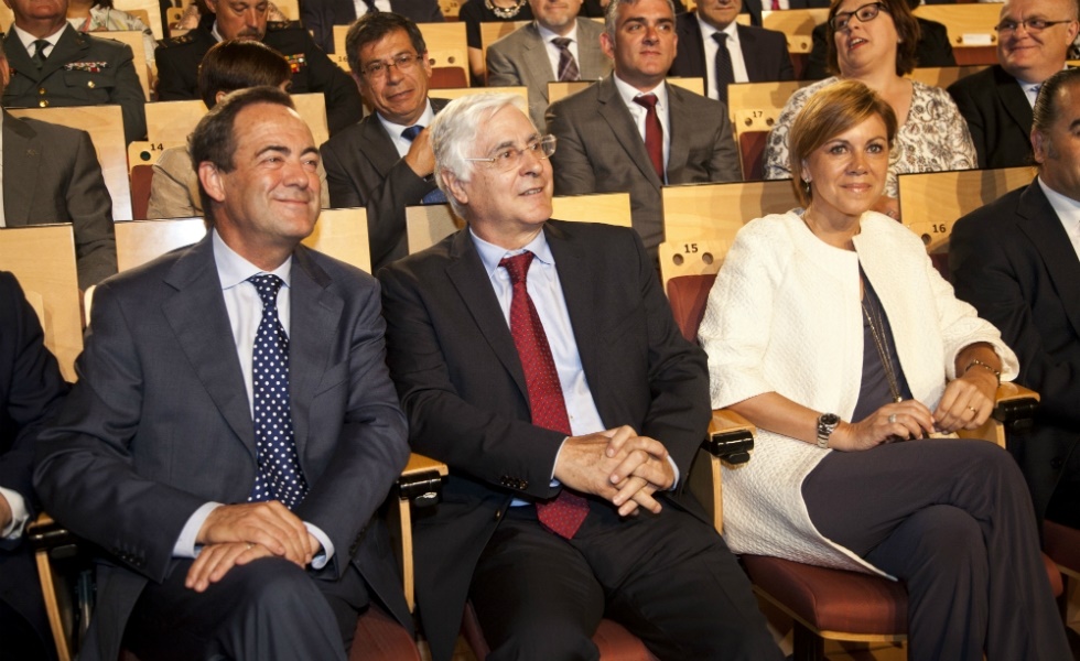 Bono, Barreda y Cospedal durante un acto en Toledo.