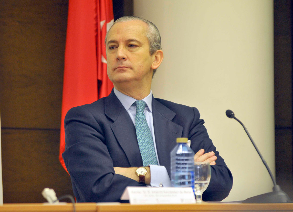 El exdirector General de la Guardia Civil, Arsenio Fernández de Mesa