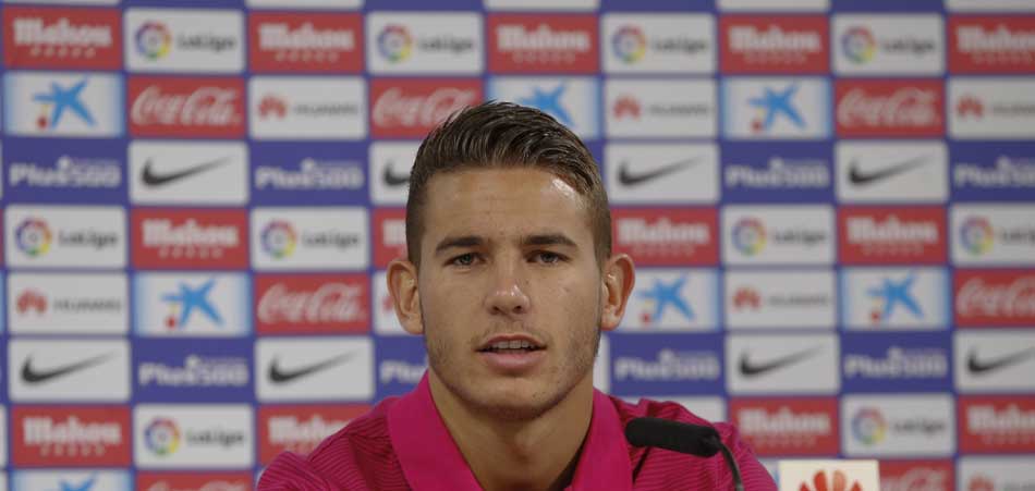 El defensa francés del Atlético de Madrid, Lucas Hernández, durante una rueda de prensa. 