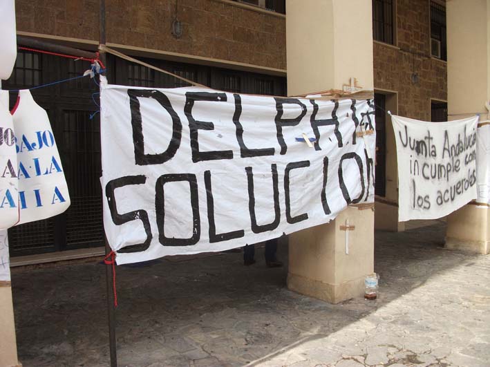 Una protesta de extrabajadores de la empresa Delphi, en 2013.
