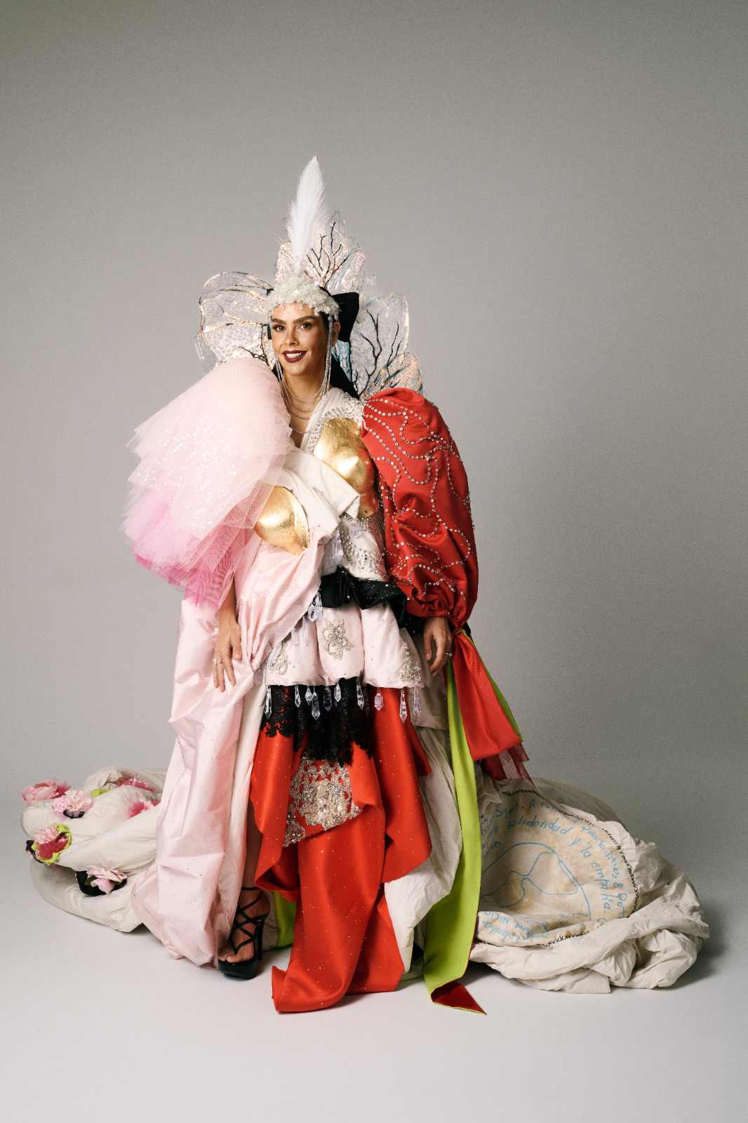 La capa del vestido de Cristina Pedroche (Andrés Gar Luján)