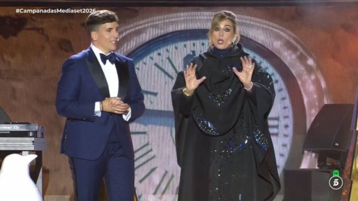 Xuso Jones y Sandra Barneda en las Campanadas. Mediaset