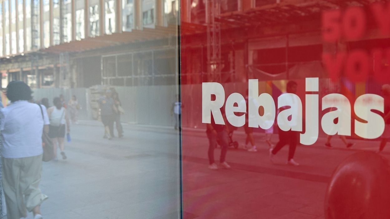 Rebajas en las principales marcas de moda. EP.