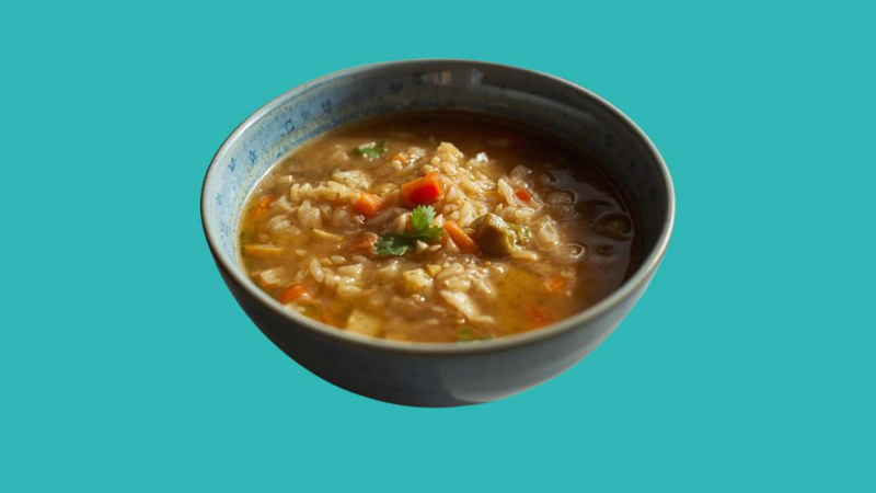 Arroz caldoso de verduras (Imagen generada con IA)