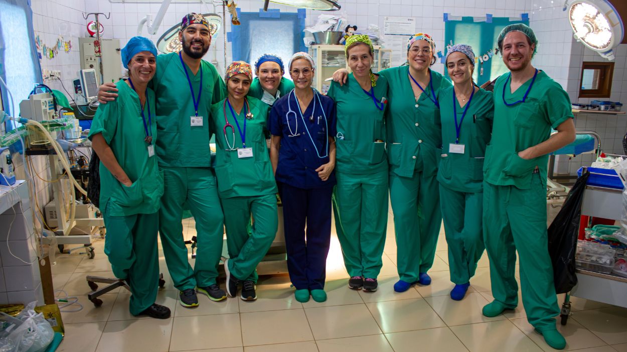 El equipo de la Asociación de Cirugía Pediátrica en Togo El equipo de la Asociación de Cirugía Pediátrica en Togo