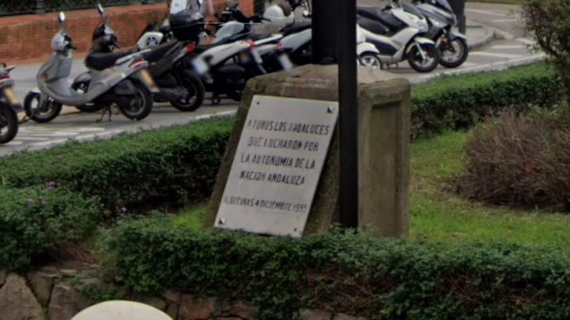 Monolito 4D eliminado