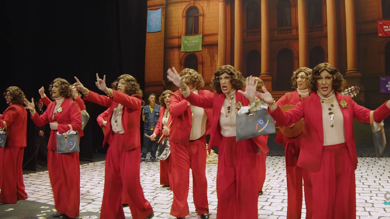 La chirigota 'To pa mí' en el Carnaval de Cádiz 2026