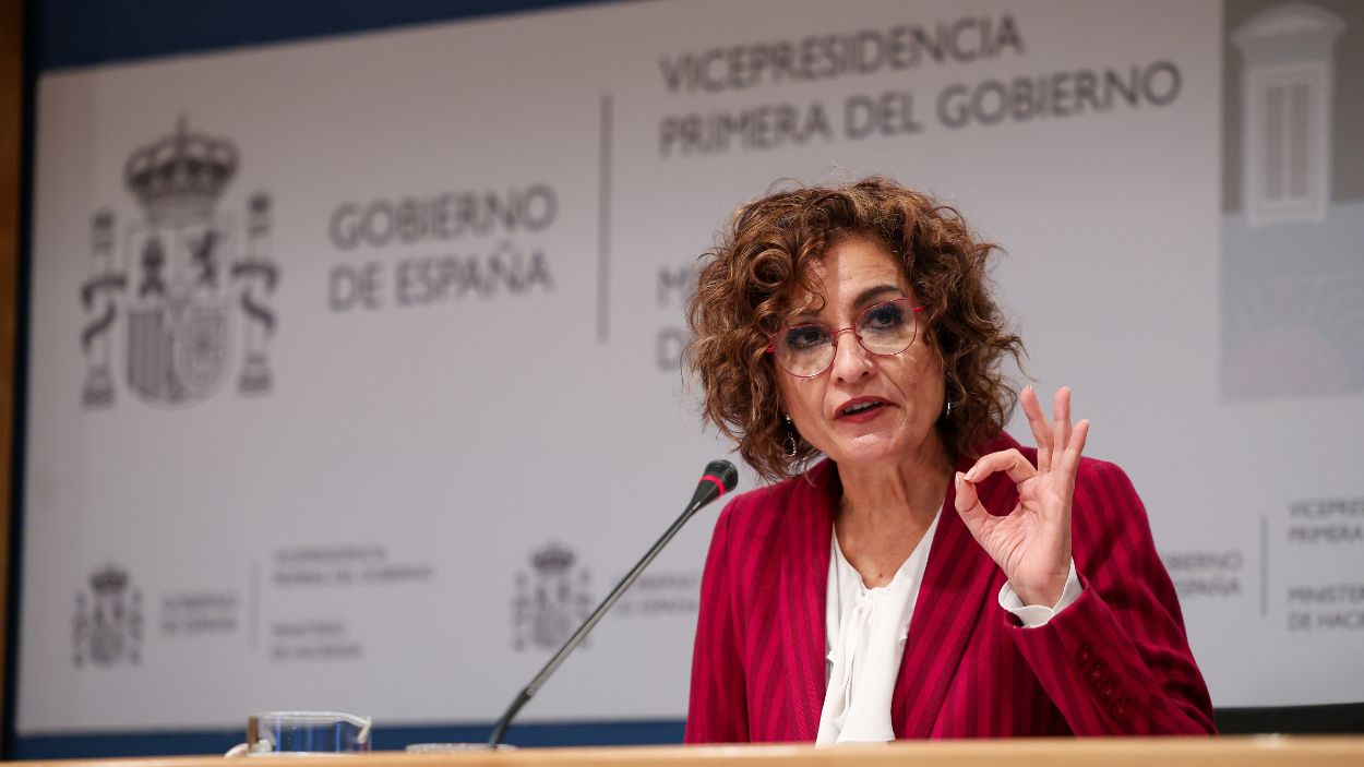 La vicepresidenta primera del Gobierno y ministra de Hacienda, María Jesús Montero, presenta la propuesta del nuevo modelo de financiación autonómica. EP.
