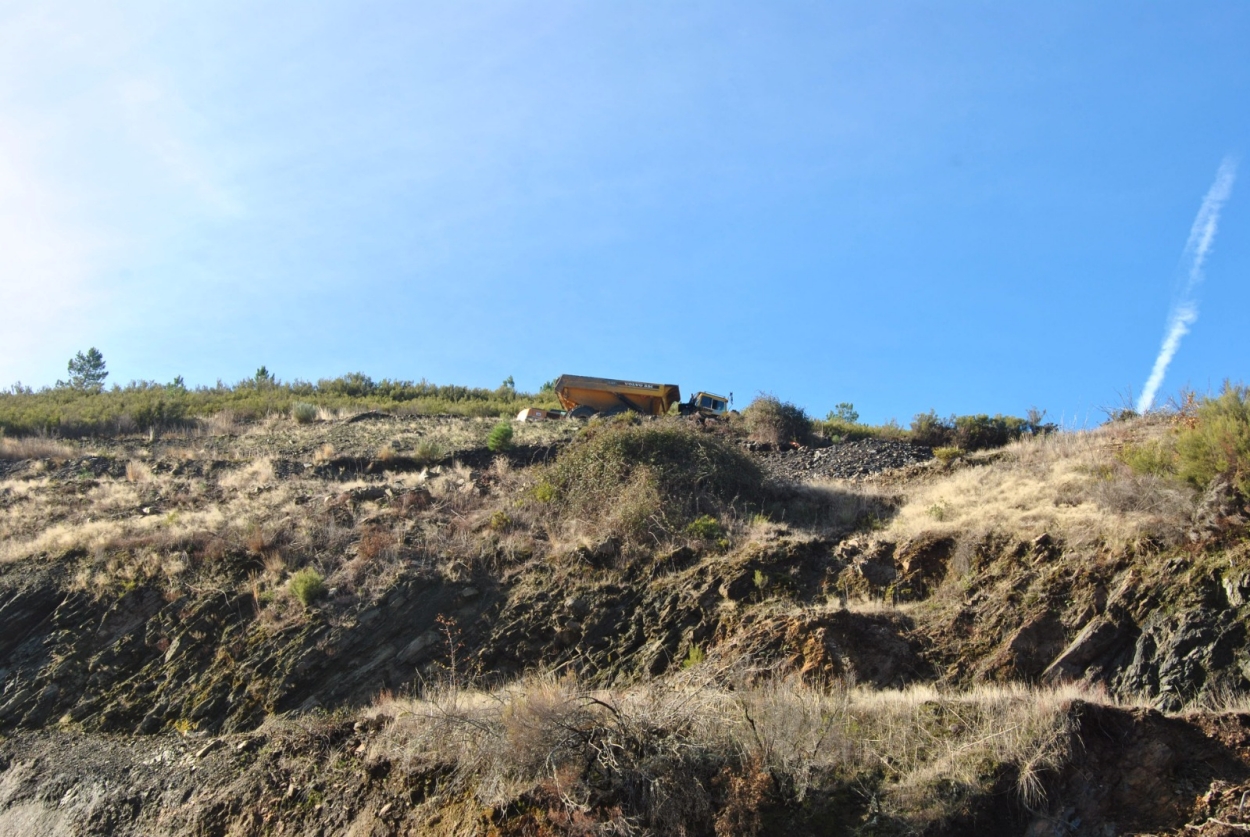 Imagen de la mina de San Juan en A Gudiña, Ourense (Foto: Ecoloxistas en Acción).