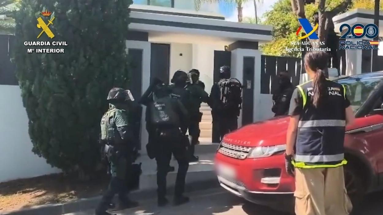 Desarticulada con 30 detenidos tres organizaciones vinculadas con el 'Balkan Cartel' que introducían cocaína. EP.