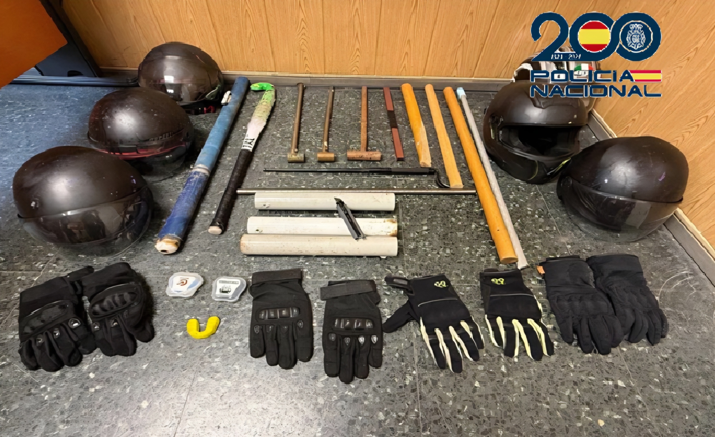 Detenidas 162 personas por violencia en el fútbol durante la primera vuelta de esta temporada. EP