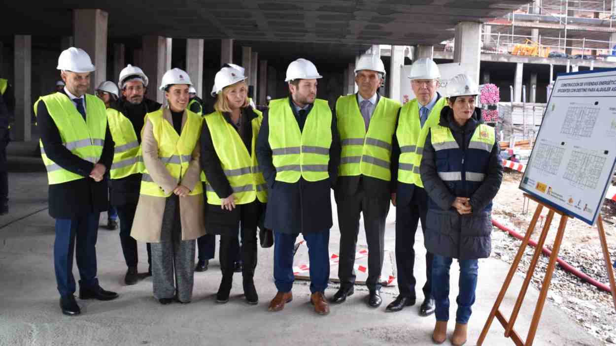Visita a la promoción de 159 viviendas que se están construyendo en Illescas con cargo al programa 6 de los fondos ‘Next Generation’. EP.