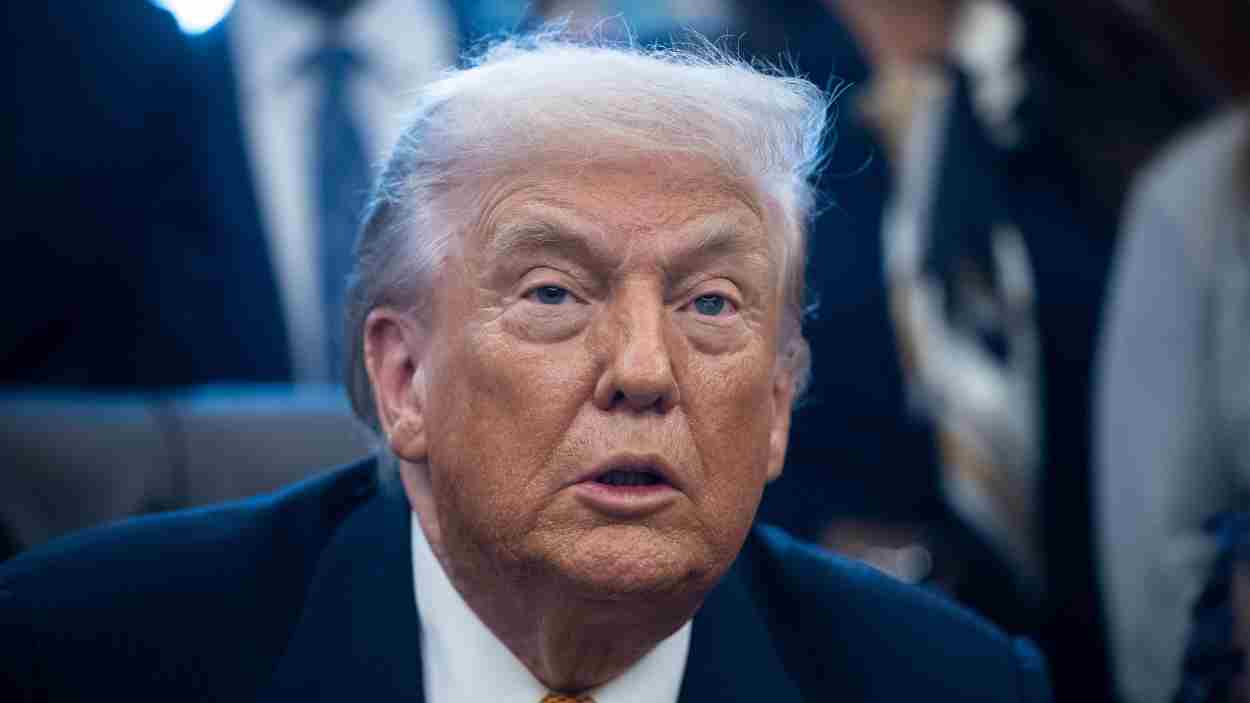 Donald Trump vuelve a amenazar con aranceles. EP