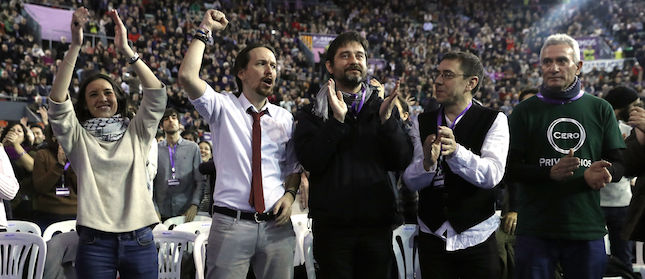Los dirigentes de Podemos Irene Montero, Pablo Iglsias, Rafael Mayoral, Carlos Monedero y Diego Cañamero. 