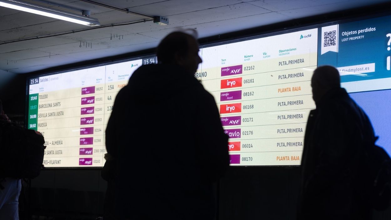 Plan alternativo de Renfe para viajar entre Madrid y Andalucía tras el accidente ferroviario de Adamuz: tren, autobús y otras opciones. EP