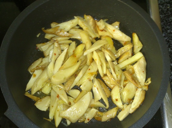 Revuelto de boletus -setas- y redondo de ternera al horno