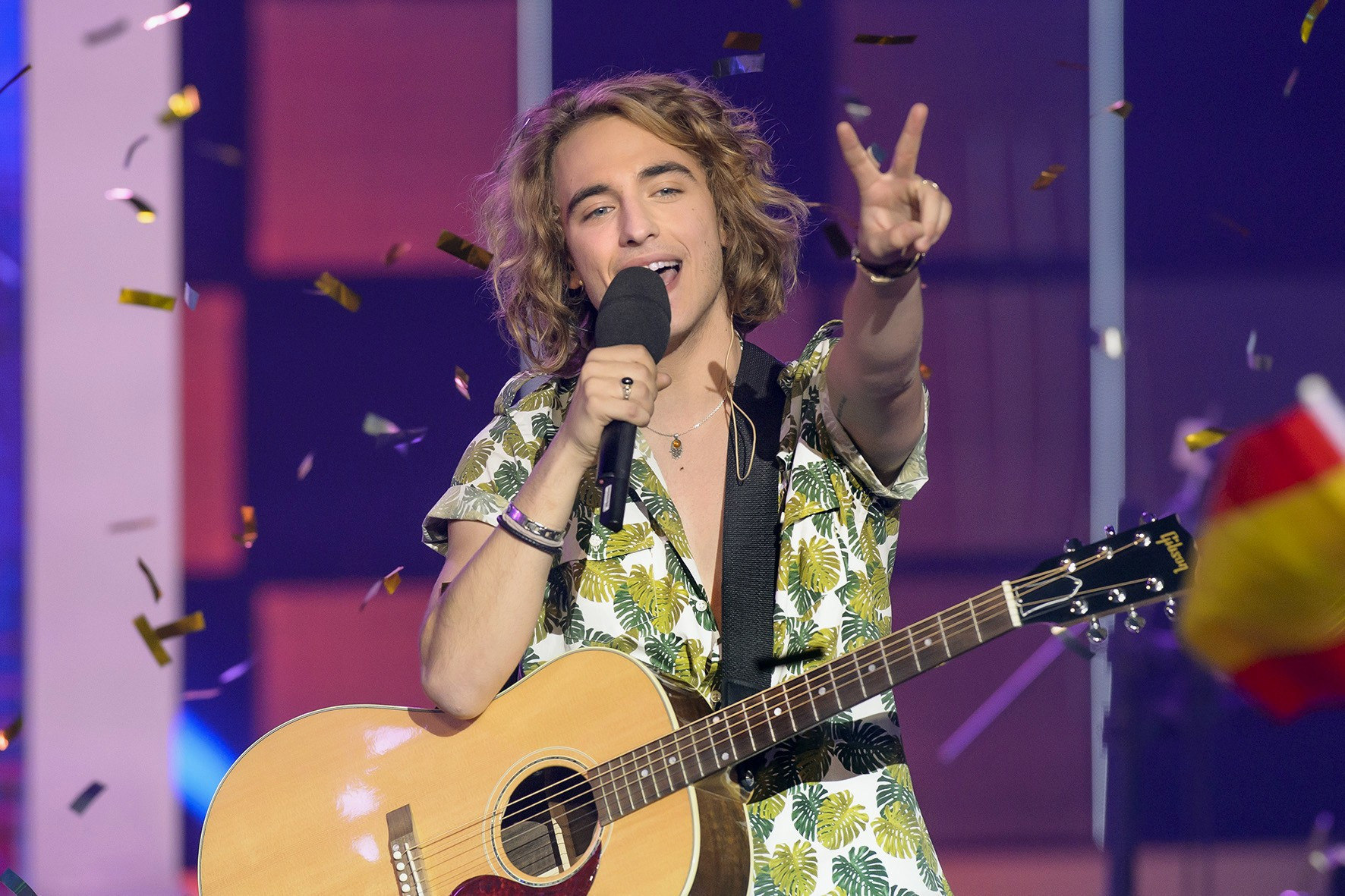Fotografía facilitada por RTVE del cantante Manel Navarro, candidato de España en Eurovisión.
