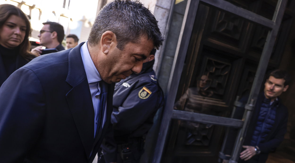 La jueza de la DANA identifica a los escoltas que acompañaron a Mazón del Palau al CECOPI. EP.