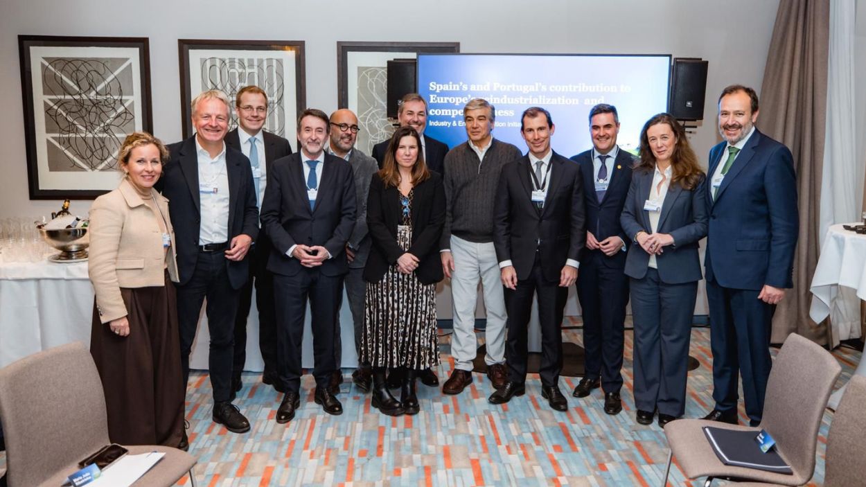Encuentro de la  Iniciativa Ibérica de Industria y Transición Energética (IETI) en Davos 2026