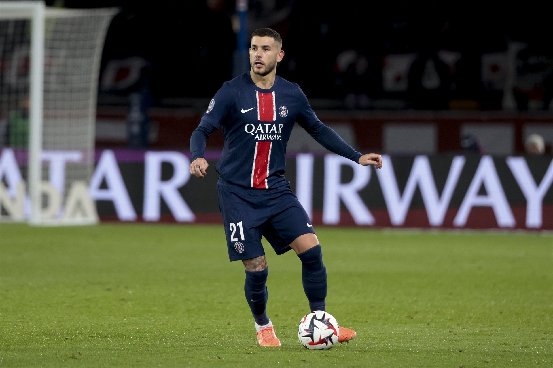Lucas Hernández durante un partido con el PSG| EP