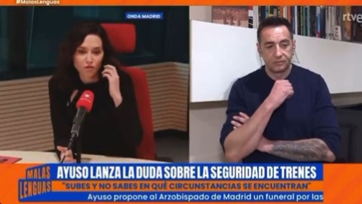 Ayuso y Emilio Delgado en 'Malas Lenguas'. TVE