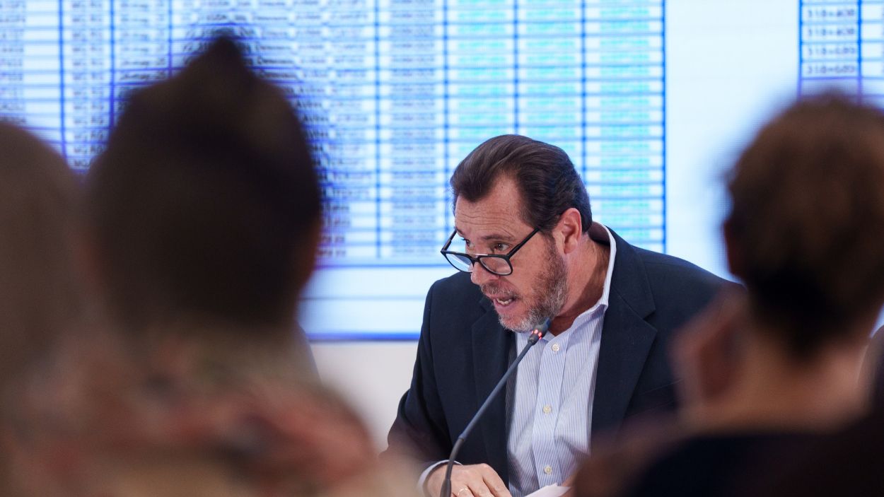 El ministro Óscar Puente en rueda de prensa desde el Ministerio de Transporte en enero de 2026. EP.