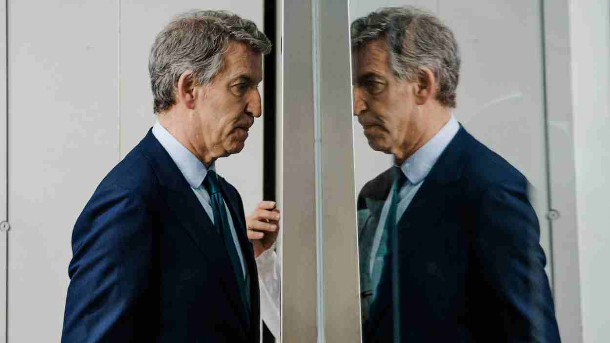 Feijóo utiliza bulos para atacar al Gobierno por los trenes. EP