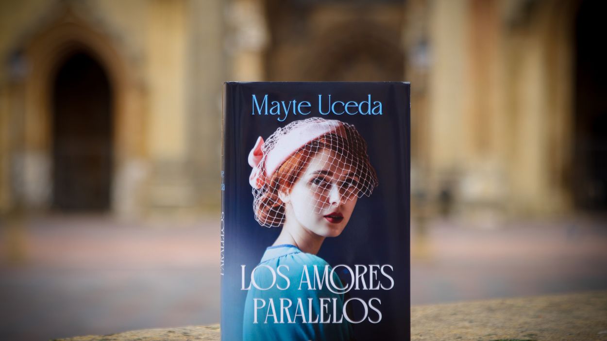 Portada Los amores paralelos, de Mayte Uceda (Foto: Javier Ocaña)