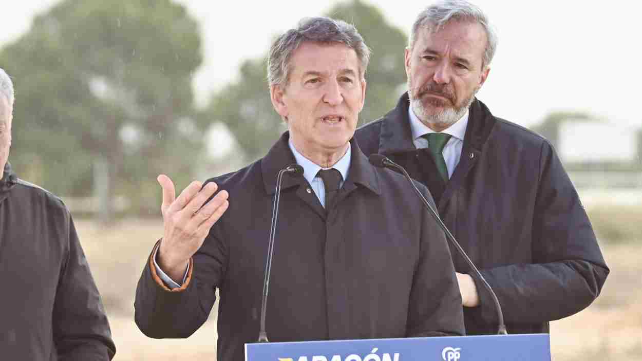 El PSOE ataja las acusaciones de Feijóo a Sánchez de querer incrementar el censo. EP