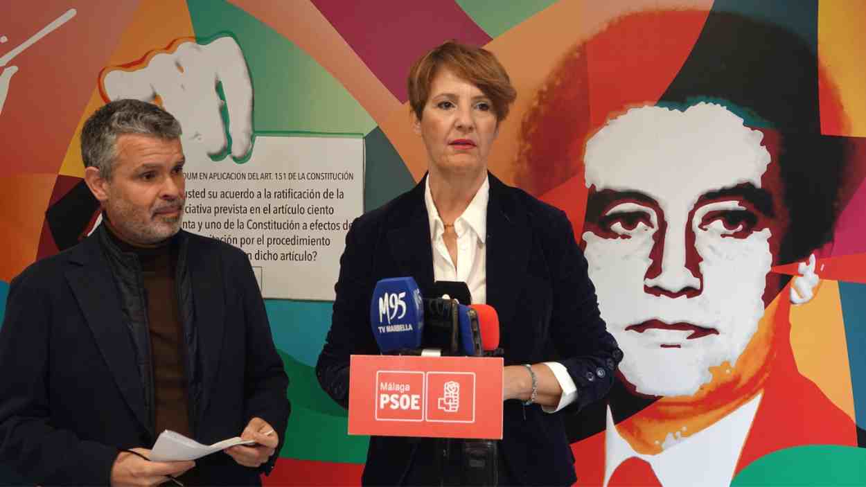 La oposición exige la dimisión del alcalde de Estepona