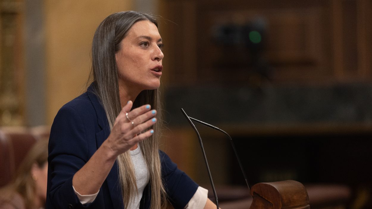 La portavoz de Junts en el Congreso de los Diputados, Miriam Nogueras, durante una intervención parlamentaria. EP