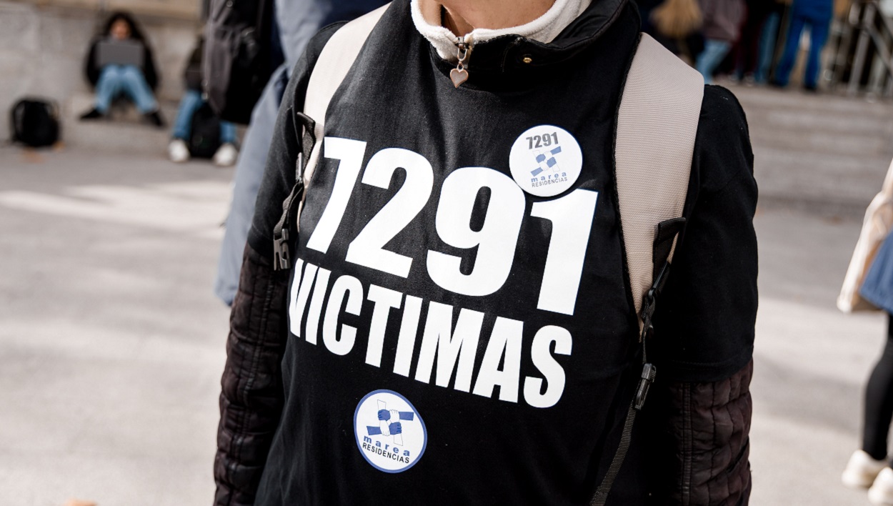 Familiar de una víctima de residencias de Madrid. EP