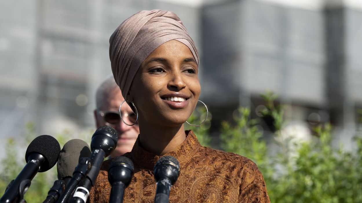 Ilhan Omar, una de las figuras más atacadas por Trump por su defensa del progresismo y los derechos de los inmigrantes