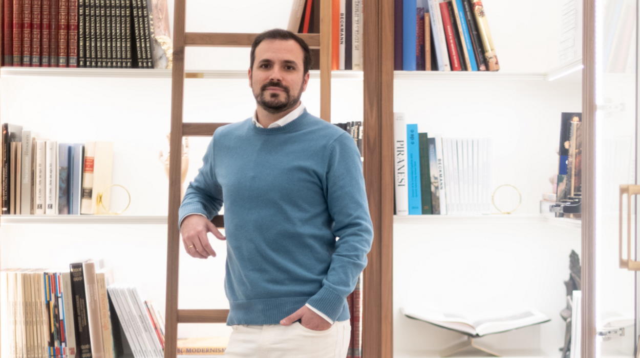 'La guerra por la energía', la propuesta ecosocialista de Alberto Garzón: 'Es imposible superar la crisis ecológica dentro del capitalismo'. ep.