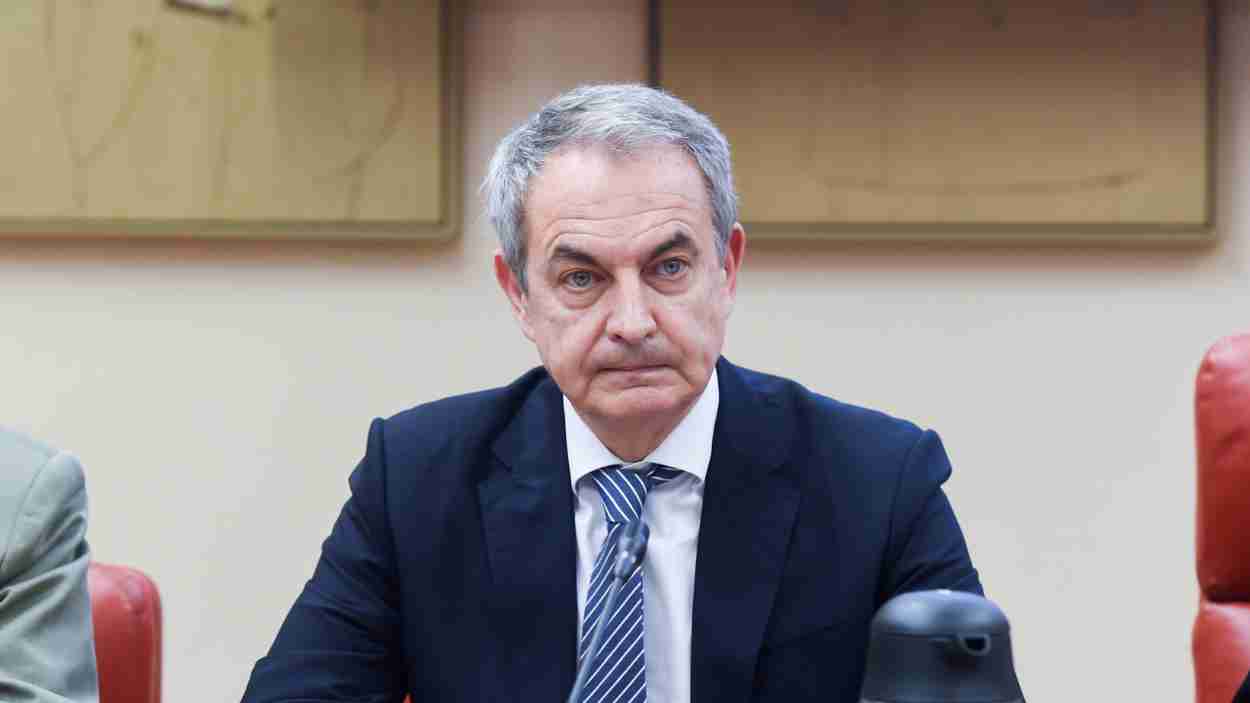 Zapatero niega su mediación en el rescate a Plus Ultra. EP