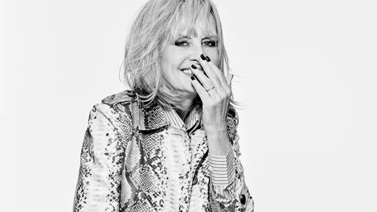 Twiggy lidera la campaña Verano 2026 de Burberry
