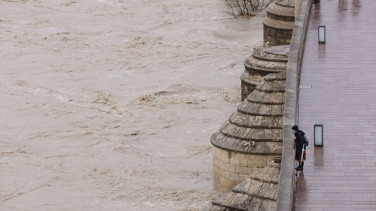 Crecida del río Guadalquivir a su paso por Córdoba / EP
