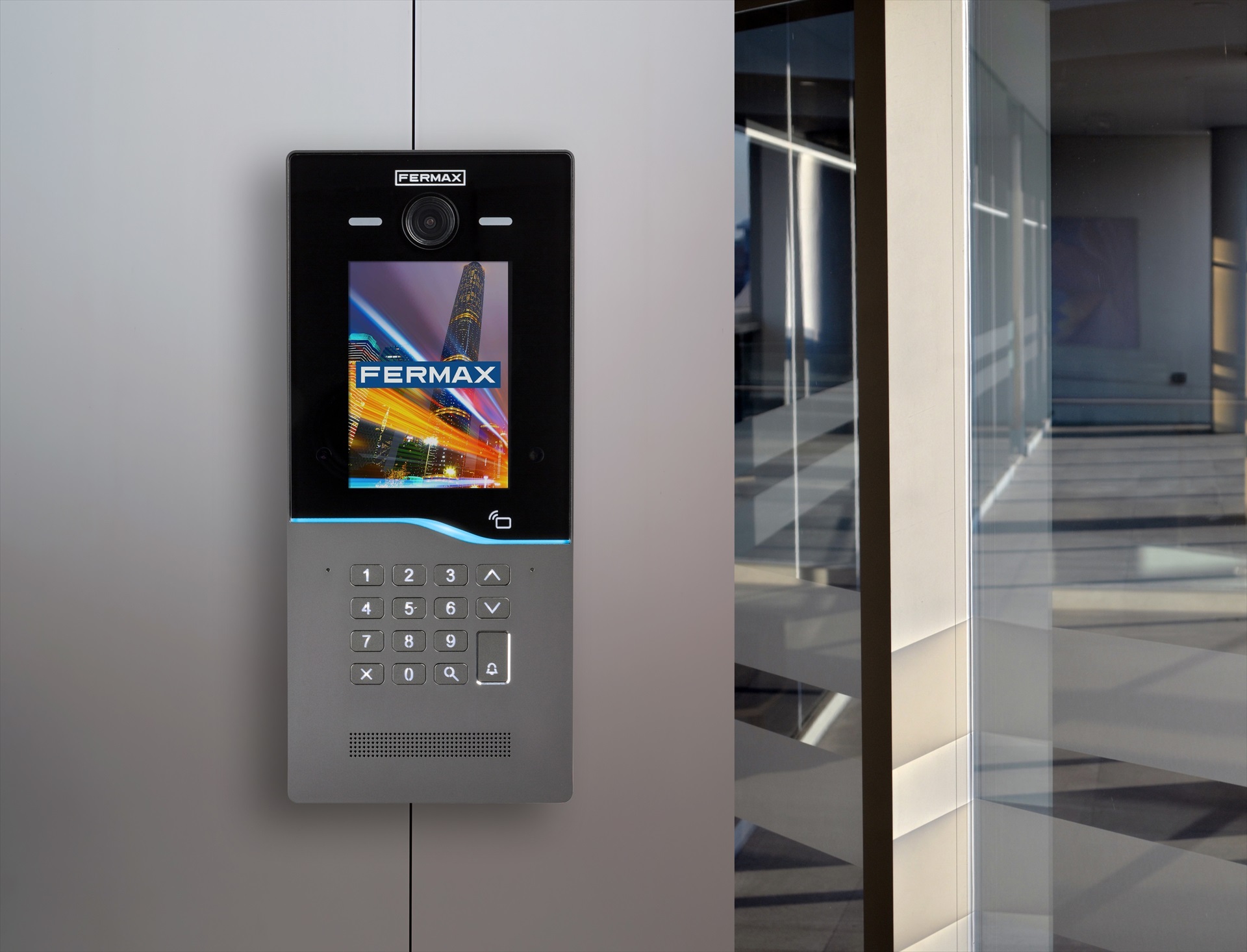 Fermax se alía con Telefónica Tech para impulsar sus videoporteros conectados en Europa