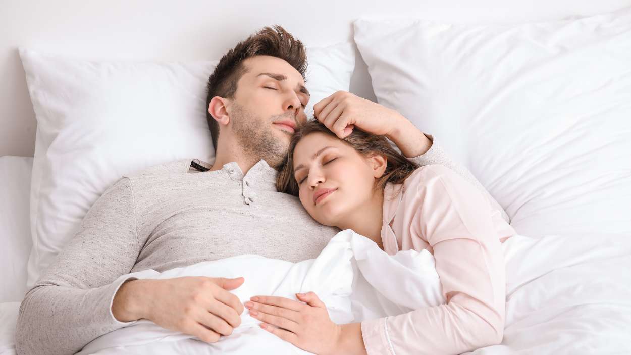 Esto es lo último que hacen la mayoría de parejas antes de dormir