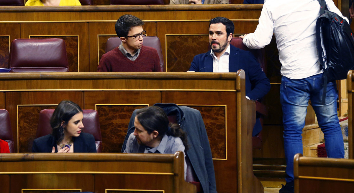 Pablo Iglesias junto a Íñigo Errejón e Irene Montero. 