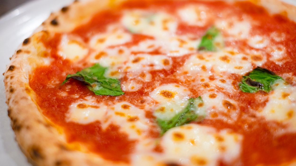 Un nutricionista desmota los mitos sobre la pizza y elige la más saludable