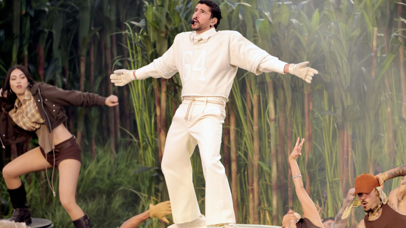 Bad Bunny durante el Super Bowl