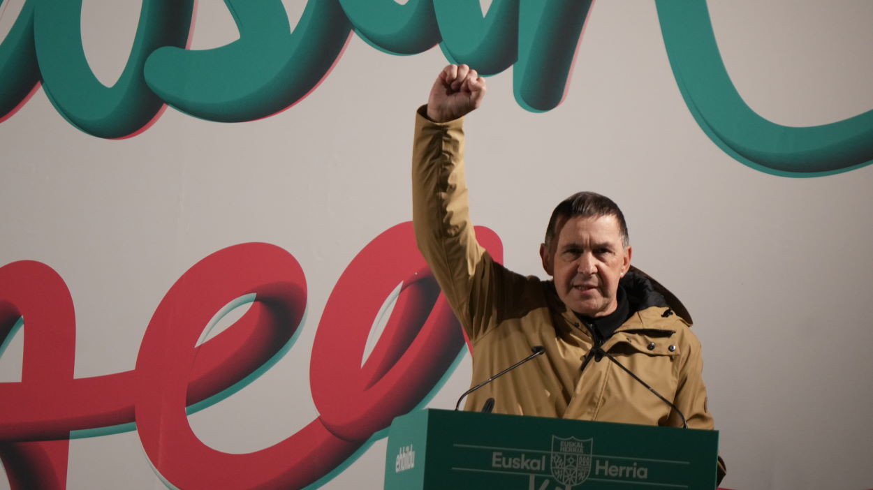 Otegi rechaza a Rufián y apuesta por una coalición con el PNV. EP.