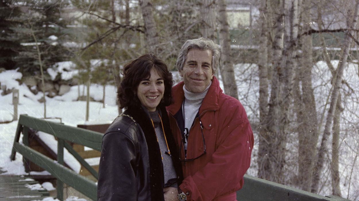 Ghilaine Maxwell y el pederasta fallecido Jeffrey Epstein. EP.