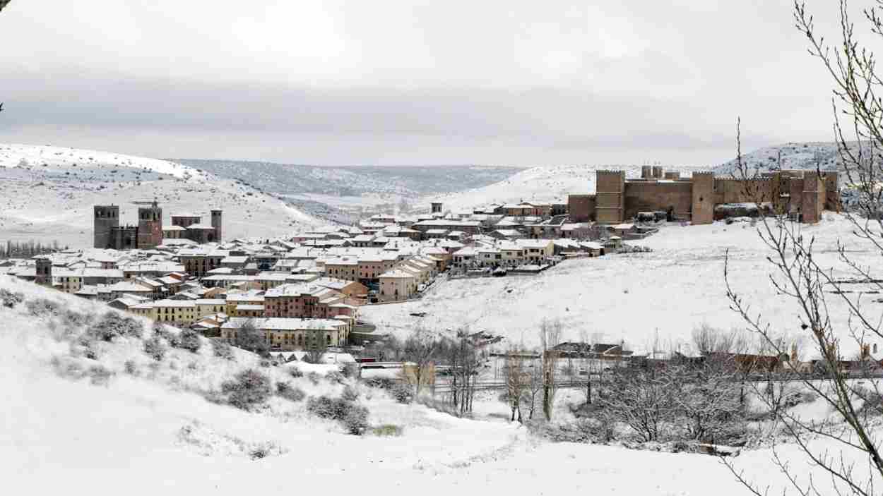 Imagen de Sigüenza bajo la nieve. EP.
